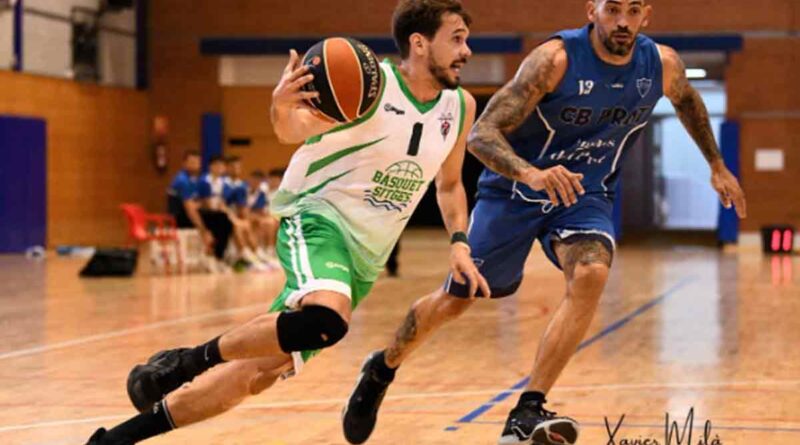 Nova jornada sènior del Bàsquet Sitges. Aquesta vegada a Pins Vens contra un rival molt conegut com el CB Prat, el qual presentava a la seva plantilla un jugador amb passat al club, concretament el Jordi Boronat.